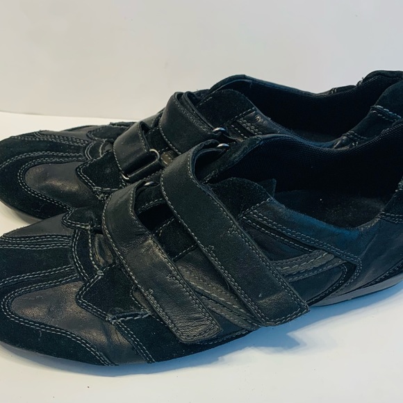 Hugo Boss leather/suede sneakers Black Velcro straps - Picture 4 of 11